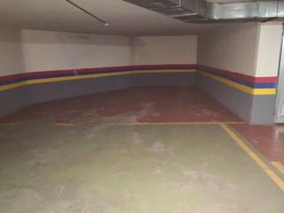 Location Parking voiture  Calle manuel murguía. Se alquila garaje en manuel murguía  coruña