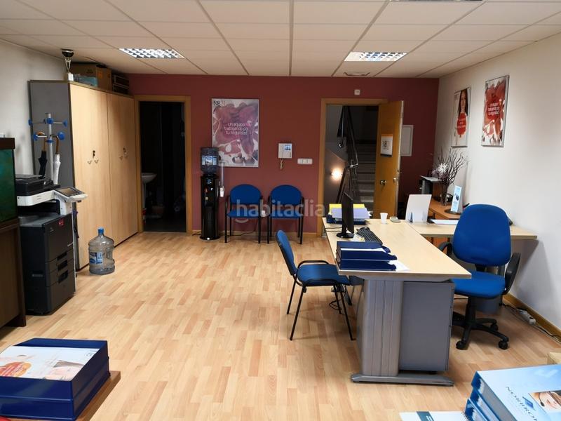 Foto 2e59d119-6ab2-4fe1-b315-a1d3d45b9b8d. Affitto ufficio con riscaldamento in Carballo