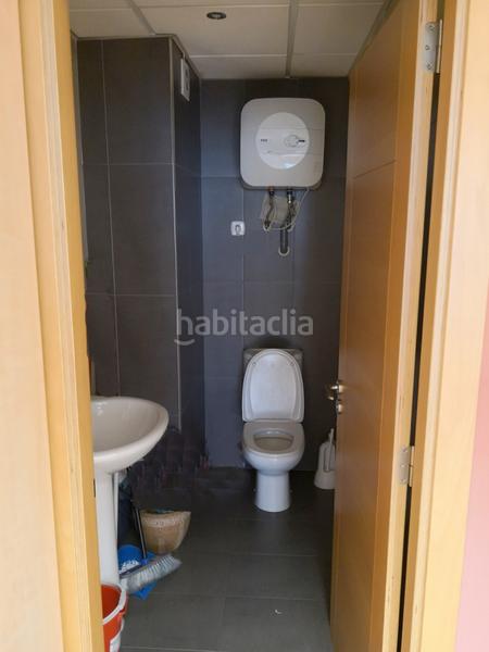 Foto 5b1d4a02-30e2-4b04-8118-0be75f12bdeb. Affitto ufficio con riscaldamento in Carballo