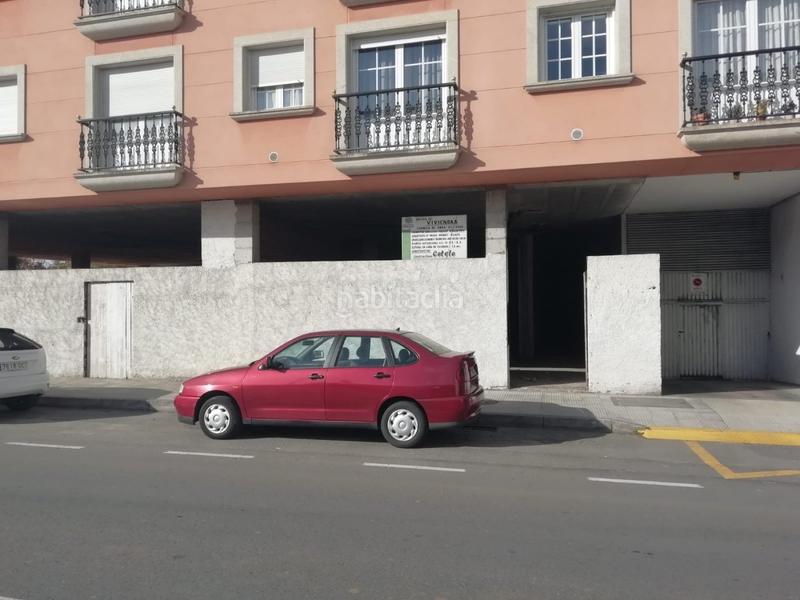Foto 399697f5-d767-4857-955d-3a303f9f8ab6. Aparcament cotxe a Carballo