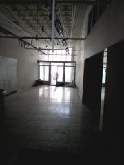 Affitto Locale commerciale  Gran vía 102 - bajo. Se alquila bajo en gran vía