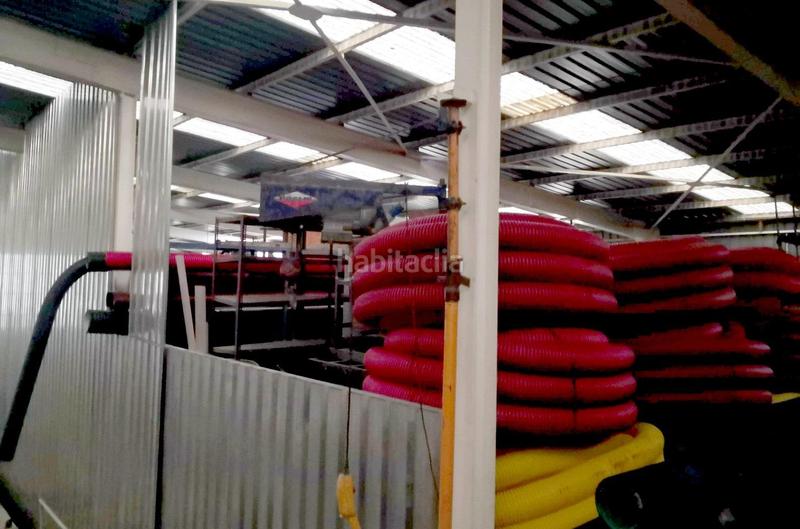 Foto 267c8035-714c-475f-9098-a85d3094338f. Bâtiment à usage industriel dans Carballo