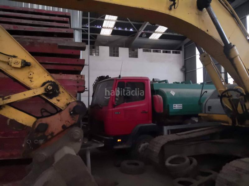 Foto 2ed8937e-b4ee-400f-9798-c6e65d76c216. Bâtiment à usage industriel dans Carballo