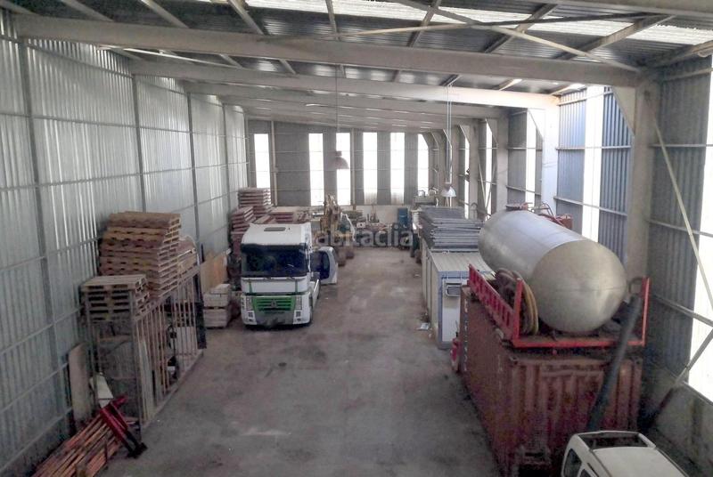 Foto 5a5cc1c2-08ef-40e0-b7e6-4d48ded11bb6. Bâtiment à usage industriel dans Carballo