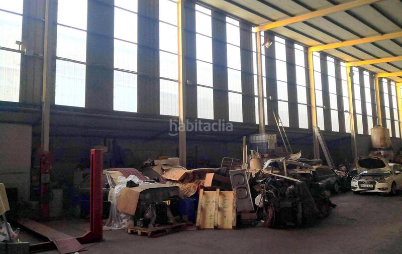 Foto ea59d7c8-2d13-4e23-b130-5cb6c5a032ab. Bâtiment à usage industriel dans Carballo