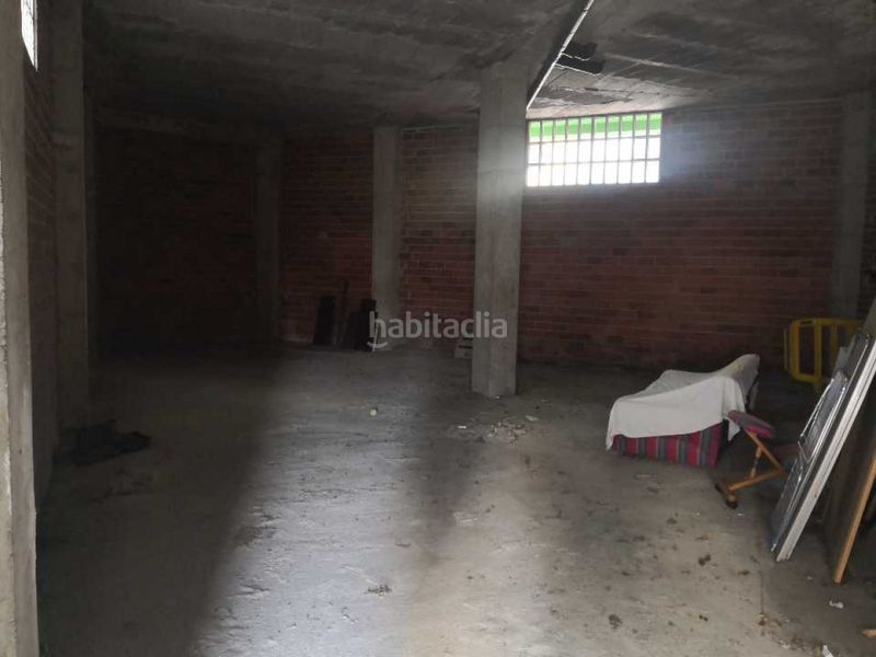 Foto 2cf96ad4-169a-45c5-9f45-a185f11469c4. Local comercial a Carballo