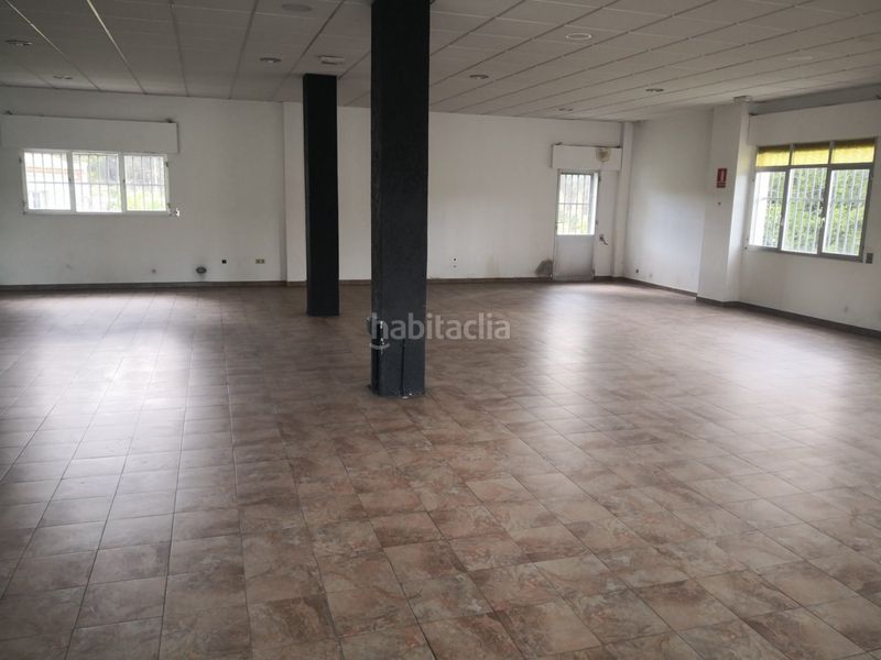 Foto 7f98b2a0-708a-496d-a489-373570929837. Alquiler local comercial  en as airas bertoa en Carballo