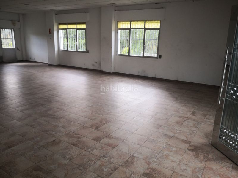 Foto a80c95df-4470-4298-9755-7ae6e28401a5. Alquiler local comercial  en as airas bertoa en Carballo