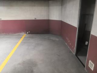 Aparcament cotxe  Vazquez parga. Plaza de garaje y trastero zona vázquez de parga  reus