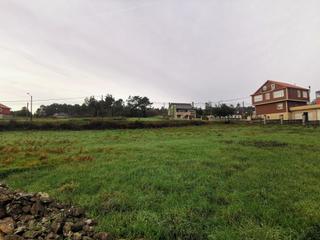 Terreny residencial a Carballo. Solar urbano en xoane