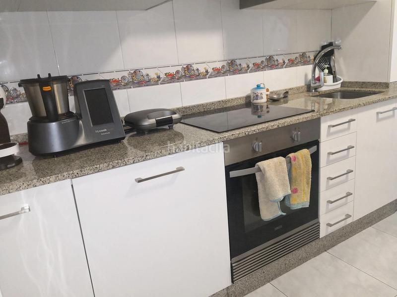 Foto b35a60d7-8ac2-4341-8735-cd73f5f0f830. Piso  en milladoiro centro en O Milladoiro Ames