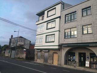 Édifice  Avenida xubia. Hotel de 21 habitaciones en zona ferroterra