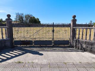 Terrain résidentiel  Coruña. Solar urbano en a silva, junto a la piscina municipal