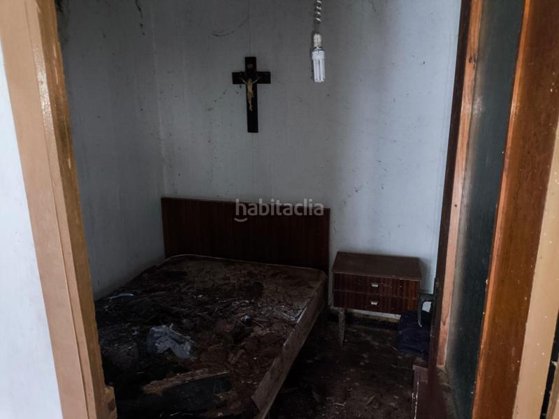 Foto 2508d3e7-7576-45a2-a054-07a61e7f8256. Casa  para reformar en Laxe