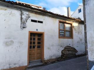 Casa  Calle de las panadeiras. Casa para reformar en laxe