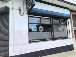 Lloguer Local Comercial  Xilgaro. Local de hostelería con comidas en carballo