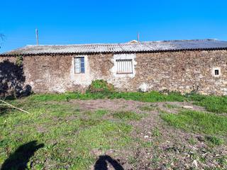 Casa  Lugar outeiro. Casa con terreno para rehabilitar en outeiro, cela de cambre