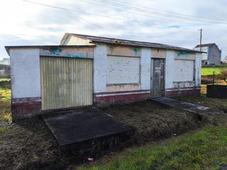 Casa  Oliveiras. Se vende casa para reformar en coliveira, carballo