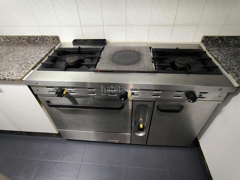 Foto 0ca5ea6d-d74b-401b-9788-d34d22529885. Local comercial local de hostelería con comidas en Carballo