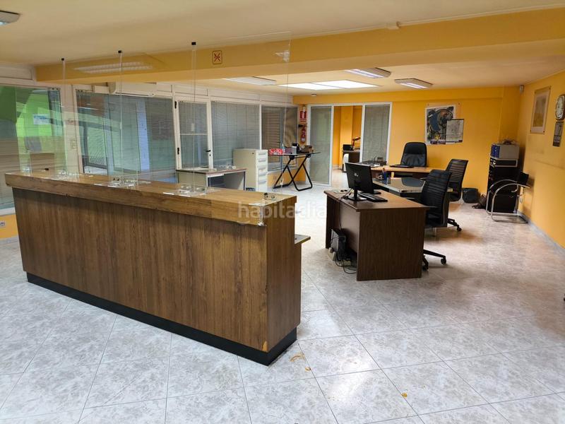 Foto ed032e6a-3f61-4f81-bd3e-3da7218699a3. Miete büro in Carballo