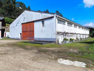 Nau industrial  Froxel. Se vende propiedad con naves, casas y terreno en froxel, arteixo