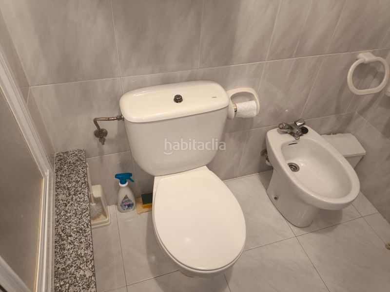 Foto cb0a4e47-6ae7-406d-929a-480427844b71. Pis amb calefacció aparcament a Laxe