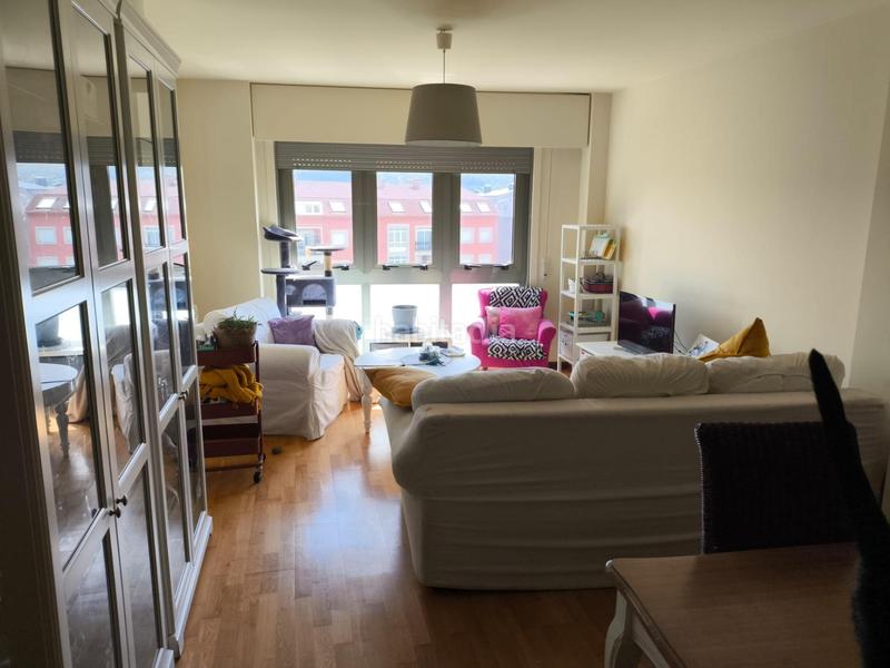 Foto ab11cfb9-7445-48d6-a82d-e8e05ae386fe. Piso  con vistas al mar en Laxe