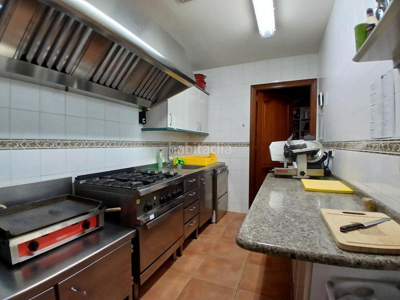 Foto 1dfec537-cb27-4cca-93a0-9fa3dd9695ec. Local comercial negocio de hostelería en pleno funcionamiento en Carballo