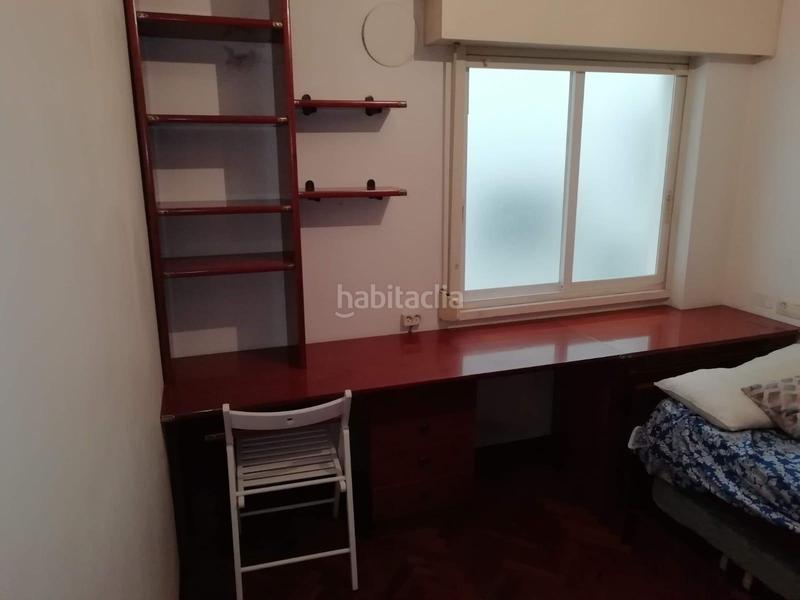 Foto b2919f61-d380-4319-a421-294ff0379f24. Piso se vende piso en calle perú en Carballo