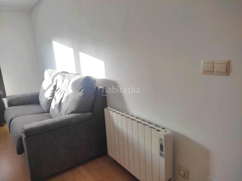Foto 29725c43-7839-4367-9646-64cf19bb0a8e. Alquiler piso  zona colegio fogar chorís en Carballo