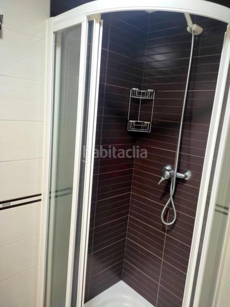 Foto 69572ba3-2b70-48bb-bbd3-b7f8a4d1cfec. Alquiler piso  zona colegio fogar chorís en Carballo
