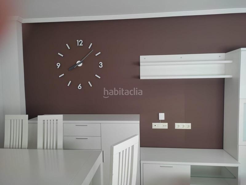 Foto 7fd1eb37-eb91-4e25-b77f-a46414524328. Alquiler piso  zona colegio fogar chorís en Carballo