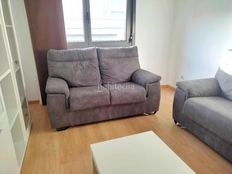 Foto f2f0ea64-01cd-40c0-bac7-9de4ba8225cb. Alquiler piso  zona colegio fogar chorís en Carballo