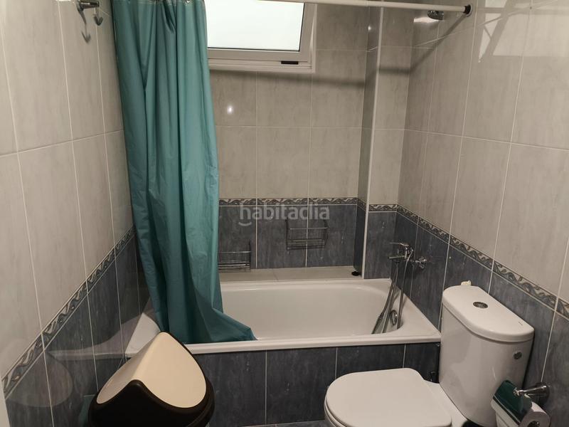Foto 5043d32d-af04-419b-8bd8-a35e957954b6. Alquiler piso  en cluis calvo, en Carballo