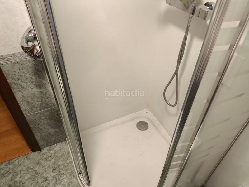 Foto 6e458a10-f3b5-4697-be7e-d1b354a0404e. Alquiler piso  en cluis calvo, en Carballo