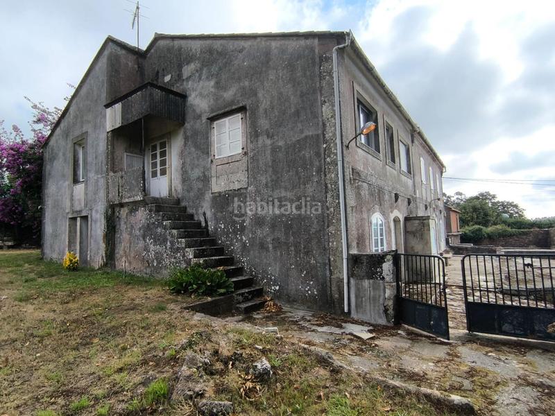 Foto 3fb9f8e1-bc8e-4791-bdb8-53b54d26171a. Casa  grande señorial de piedra en outeiro, en Coristanco