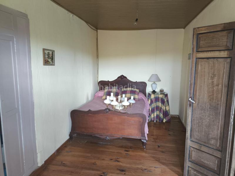 Foto 45ac6c9f-95bd-4723-b665-f28f38a526ad. Casa  grande señorial de piedra en outeiro, en Coristanco