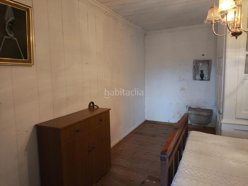 Foto 69b5f3a9-26f7-4f88-8e6a-e22fb659f299. Casa  grande señorial de piedra en outeiro, en Coristanco