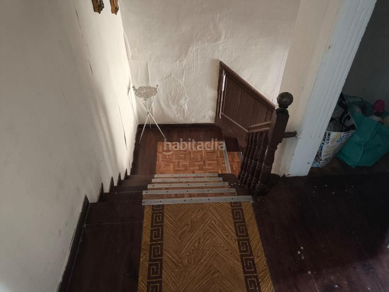 Foto b02a2474-bd16-4b46-995a-c8b56f1565cc. Casa  grande señorial de piedra en outeiro, en Coristanco