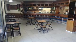 Locale commerciale  Avenida del alcalde manuel platas varela. Local de 262 metros cuadrados en vilarrodís, arteixo