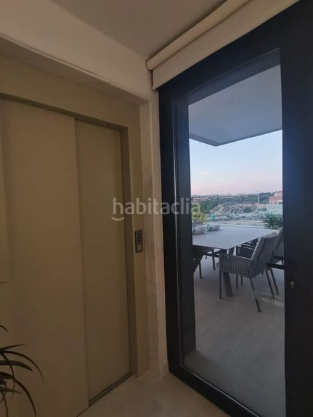 Foto 1c603bb1-9540-4252-94b6-eca391597623. Chalet en Campoamor Orihuela