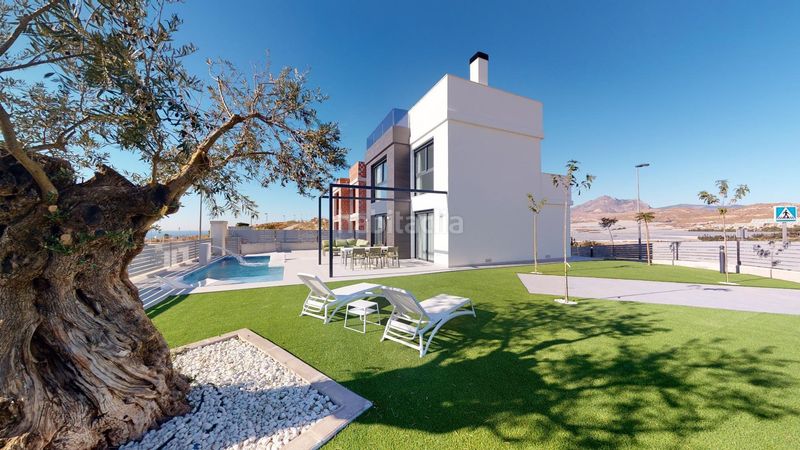 Foto 49cbd5b4-c03b-4713-9dae-aefdd234dd79. Chalet mit pool in Centro Mutxamel