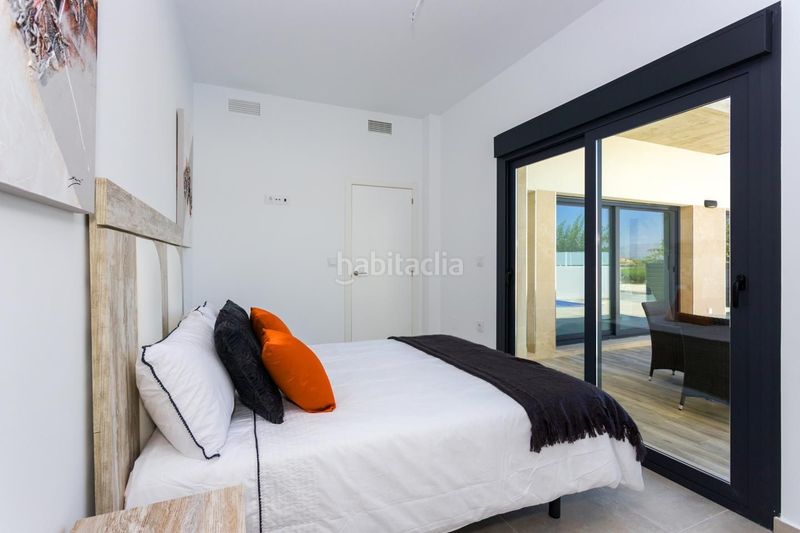 Foto 1cd31ece-cc92-4fb0-9415-4dab9885c02c. Chalet en Daya Nueva