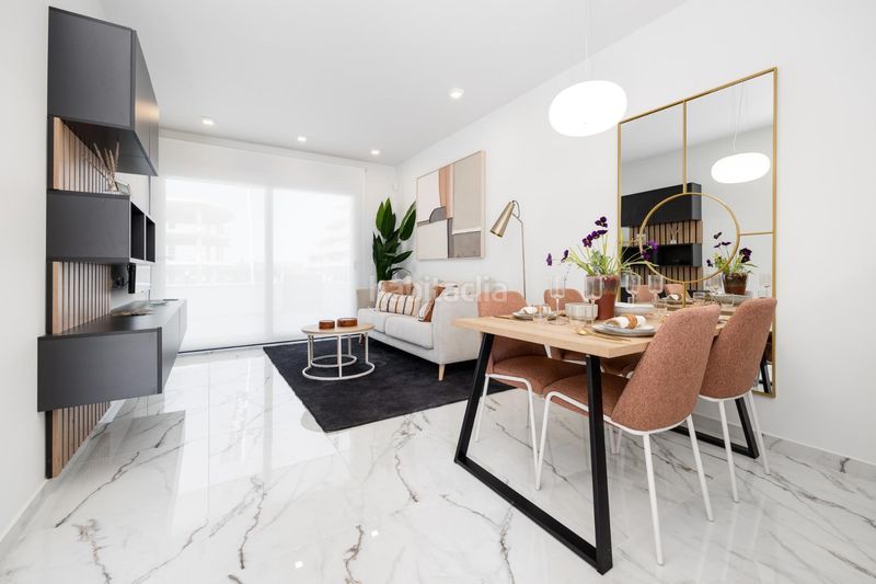 Foto d8d04a00-6f09-4754-95a9-042da3564ae8. Àtic amb aparcament piscina a San Miguel de Salinas