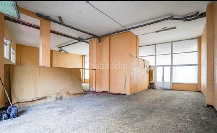 Foto 9b941127-dfad-42d2-9d31-6d684e7ce305. Local comercial a Carballo