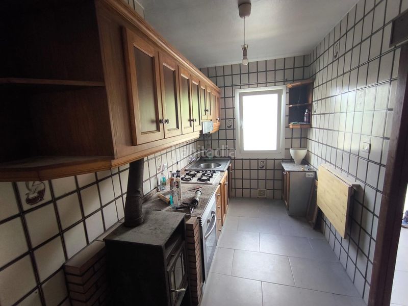 Foto f8399b17-7ba2-4667-a2a6-83cc48493d8d. Casa amb aparcament a Carballo