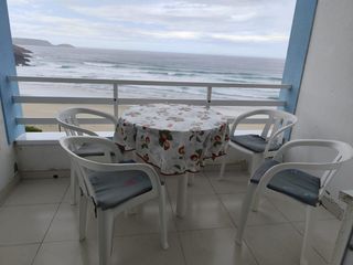 Miete Etagenwohnung  Calle emilio gonzález lópez. Piso de temporada en primera línea de playa en malpica de bergan