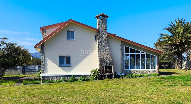 Foto b8889440-06c6-453d-95fa-1ee5ed6814c4. Casa amb calefacció aparcament a Carballo