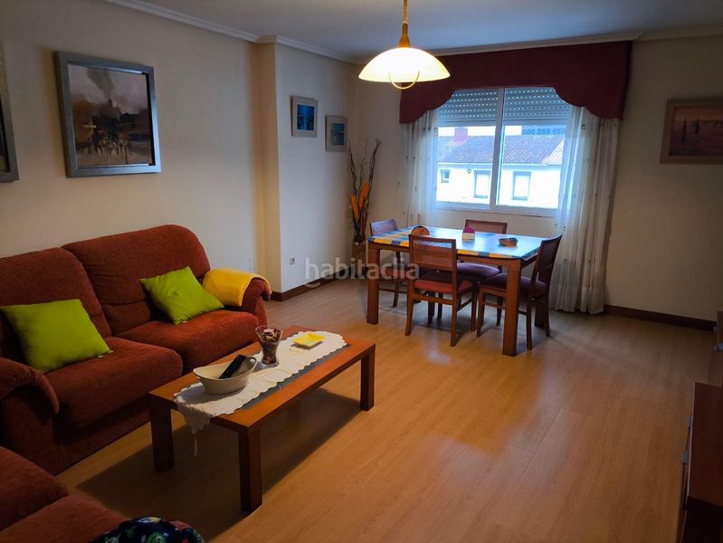 Foto 44c39575-b0df-4444-992b-6b78ecfb3a4a. Rent flat with heating parking in Laxe