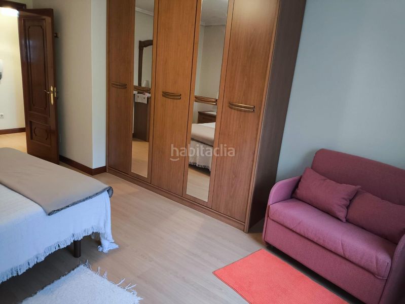 Foto 4ab04609-a257-4a8c-9bd9-6450d720804c. Rent flat with heating parking in Laxe